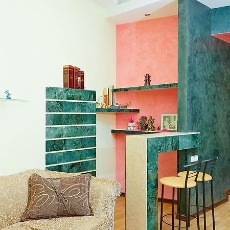 Apartment Deribasovskaya With Jacuzzi 敖德萨 外观 照片