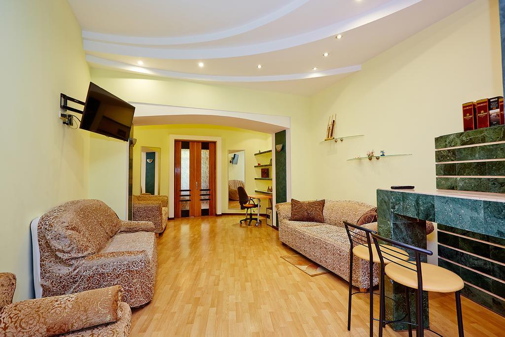 Apartment Deribasovskaya With Jacuzzi 敖德萨 外观 照片