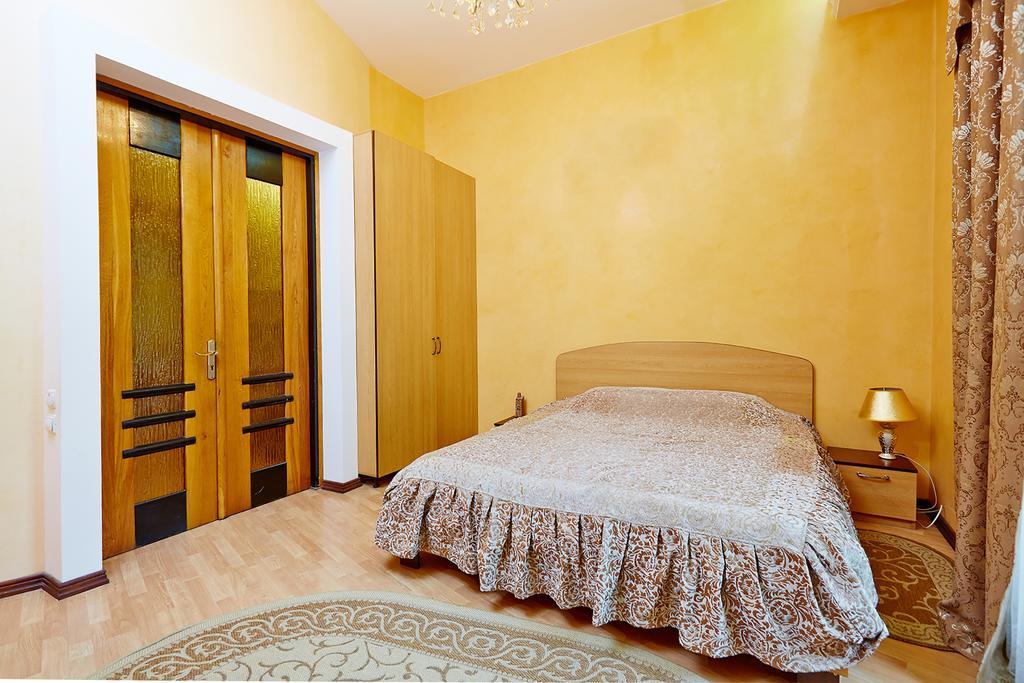 Apartment Deribasovskaya With Jacuzzi 敖德萨 外观 照片